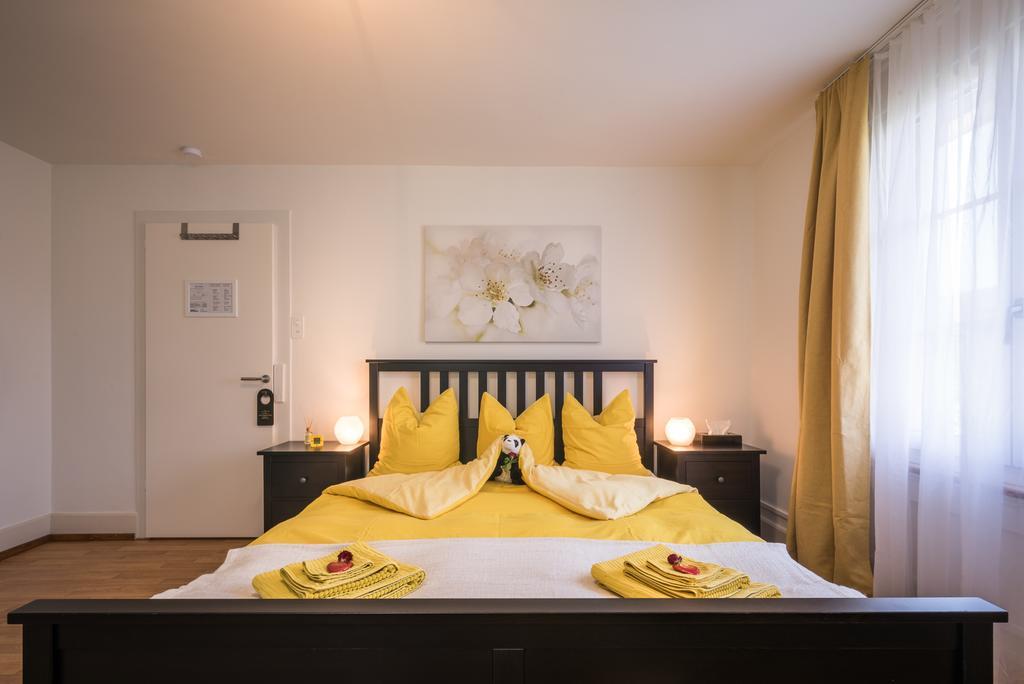 Bed & Breakfast Villa Alma เบิร์น ภายนอก รูปภาพ
